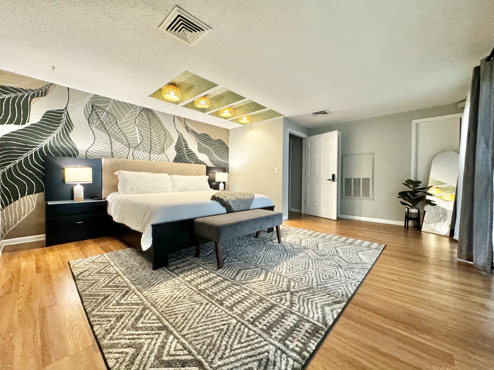 Clear Lake Casa