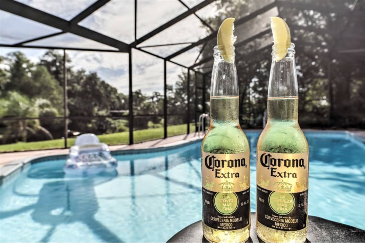 Cold beers, warm sun, endless lake days