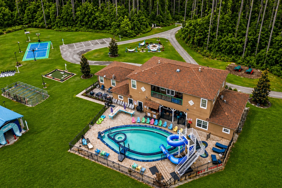Aerial view of the estate and pickleball court.