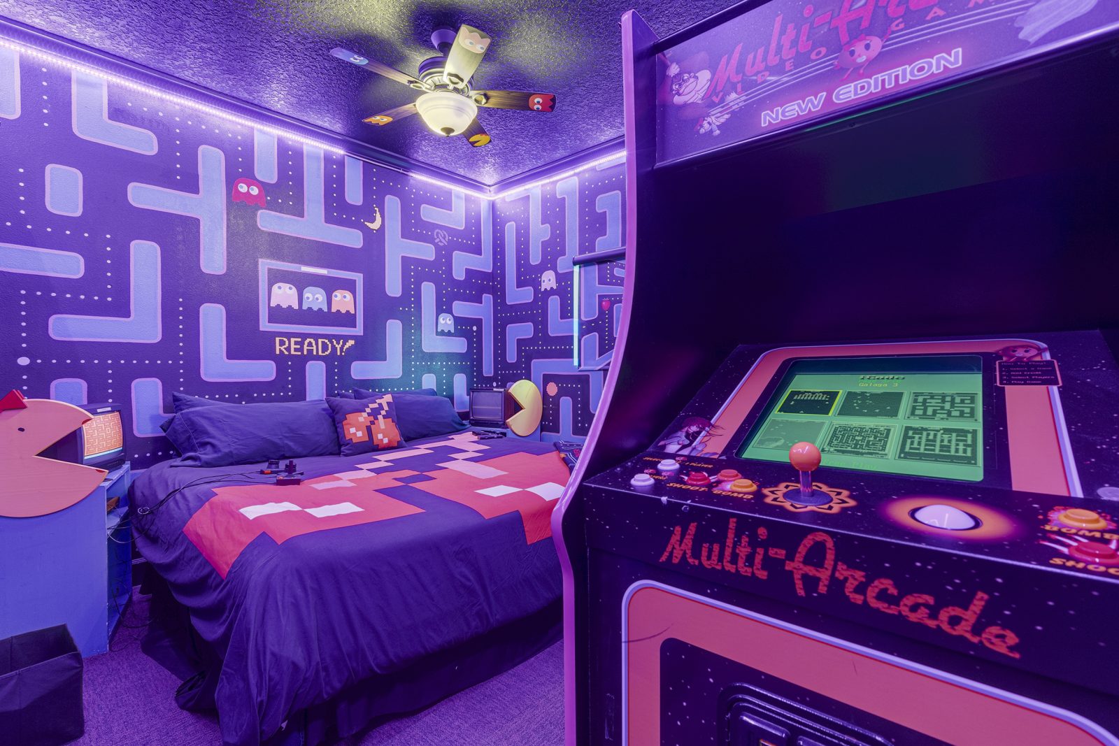 The Ms. Pac-Man 80s Bedroom at The Great Escape Parkside, Clermont FL