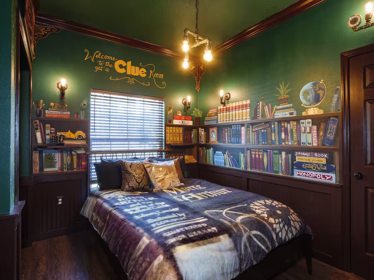 “CLUE Me In” Bedroom 2.0 at The Great Escape Parkside, Clermont FL