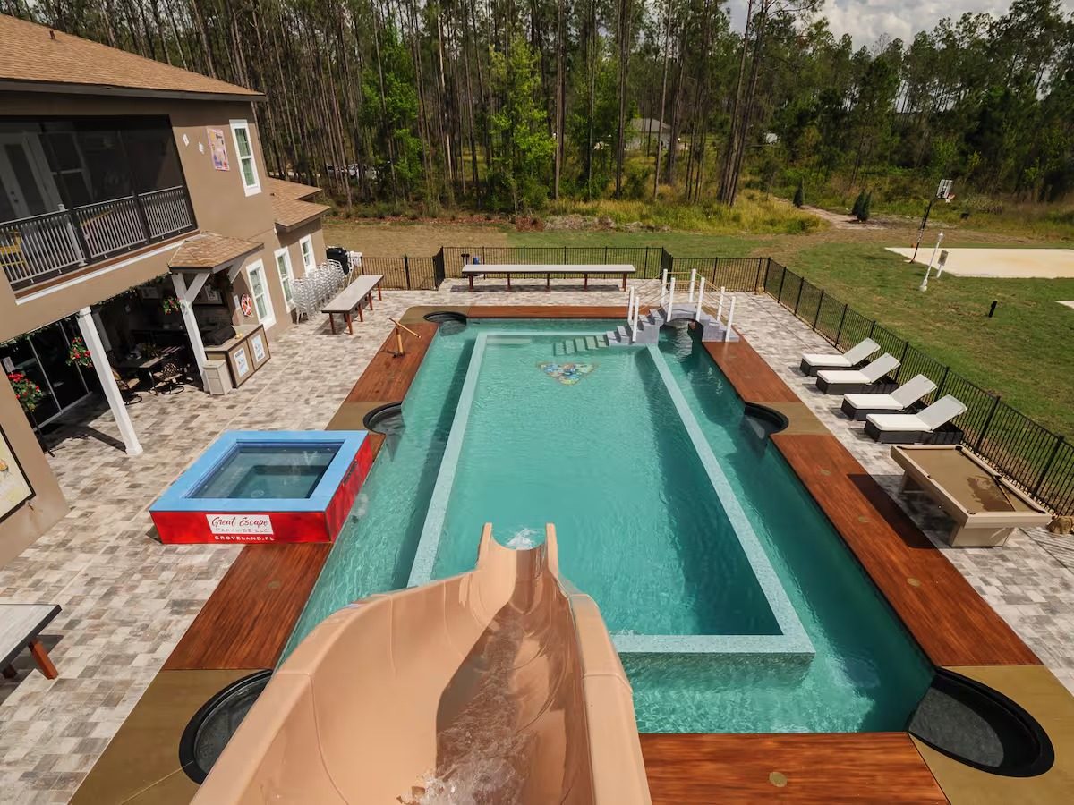 The Corner Pocket "Pool Pool" & Lazy River