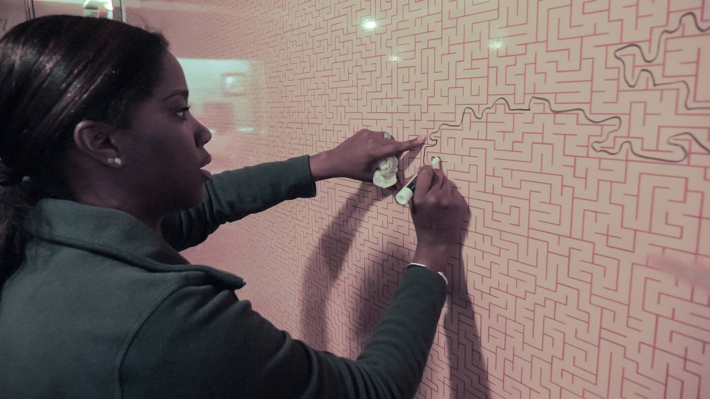 The wall of Maze Menti.